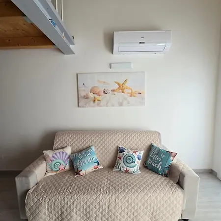 아파트 Marinella House 2 *